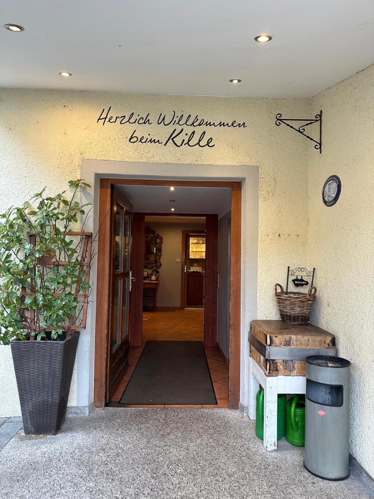 Gasthaus - Hotel Neue Post Meitingen Exterior photo